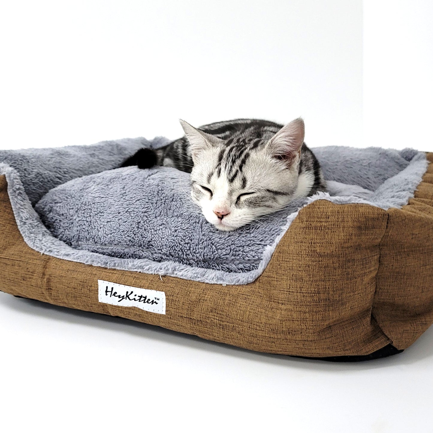 Ultra Soft Cushion Cat Bed with Odor Removing Charcoal Bags (Blue/Brown)