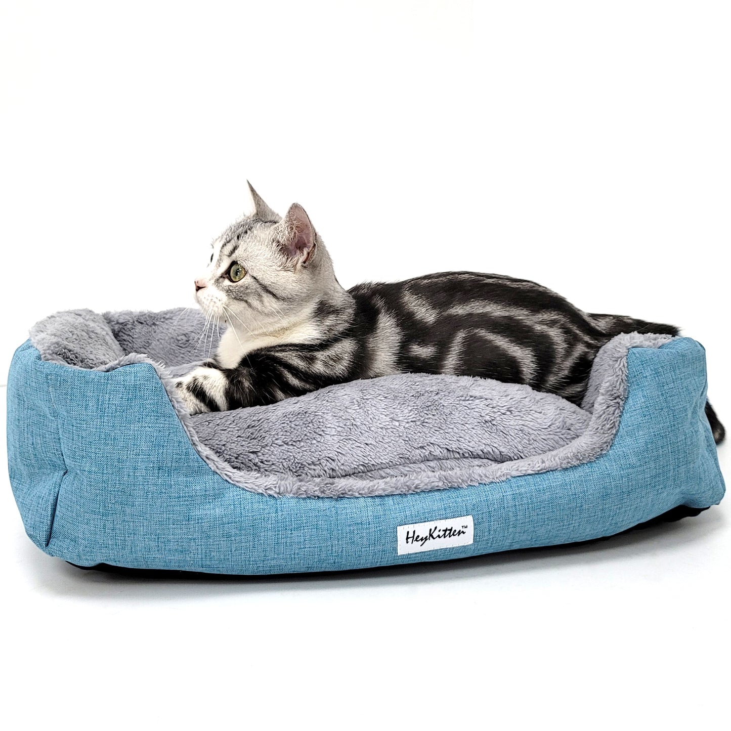 Ultra Soft Cushion Cat Bed with Odor Removing Charcoal Bags (Blue/Brown)